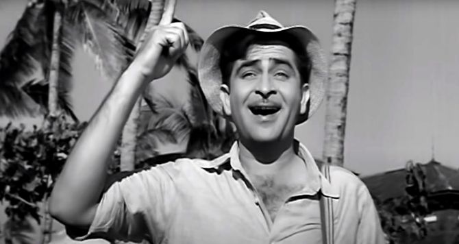 Mukesh Chand Mathur Biography: The Golden Voice of Bollywood