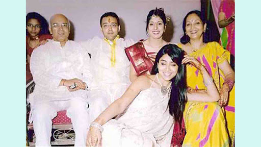 Shriya Saran Family Members pic