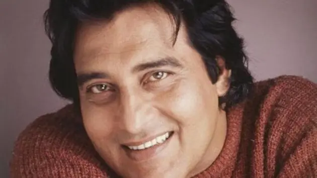 Vinod Khanna Biography: The Undeniable Charm of Bollywood’s Quintessential Star