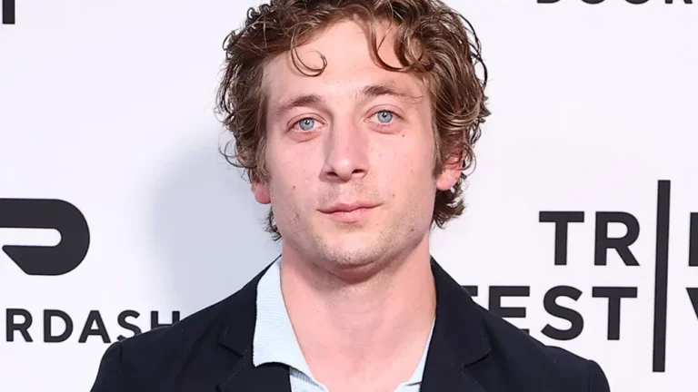 Jeremy Allen White Biography: Hight, Weight, Age